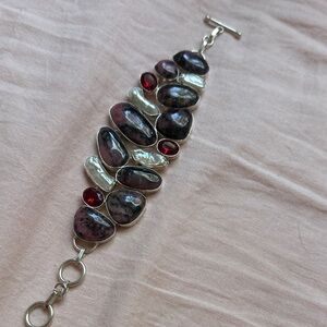 Bracelet with Pink Rhodonite, Biwa Pearls and Red Garnet Accents